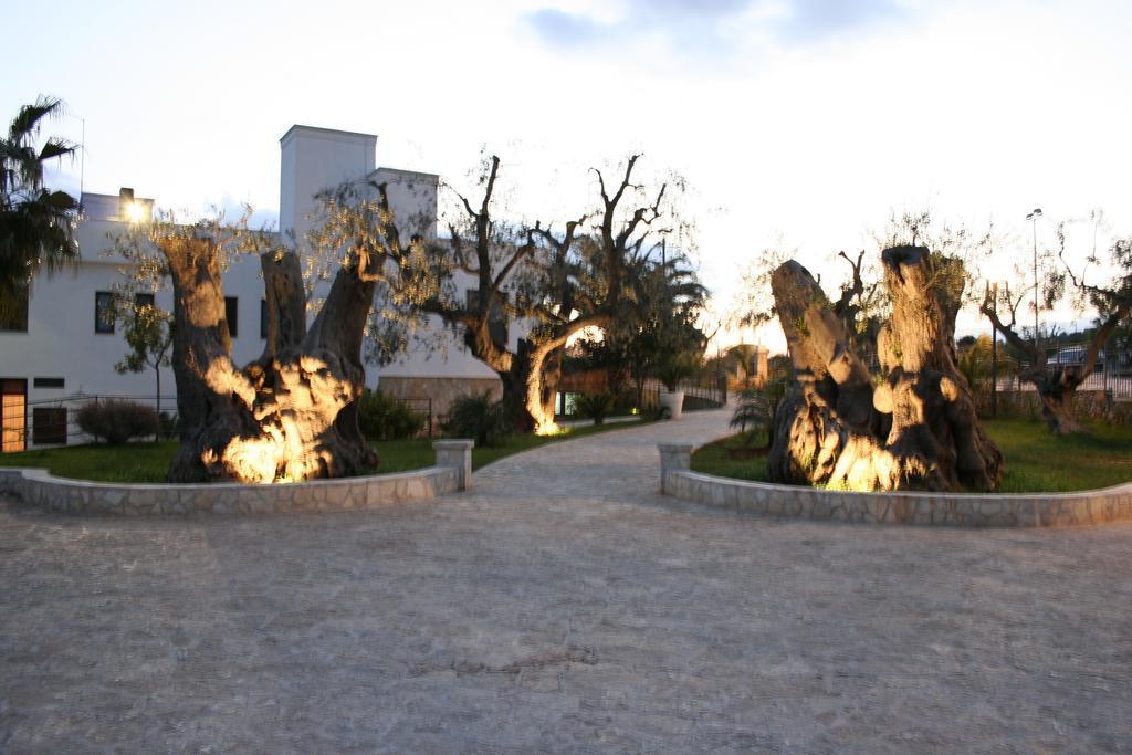 Citta Bianca Country Resort Ostuni Exterior foto
